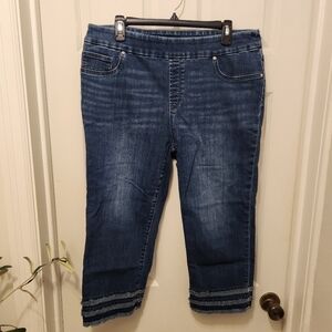 Chico's Fringe Capri Jeans